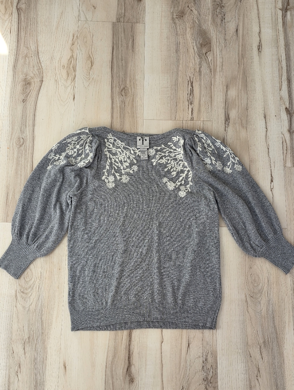 Rain + Rose Floral Embroidered Sabo Boat Neck Sweater - Gray - Size M